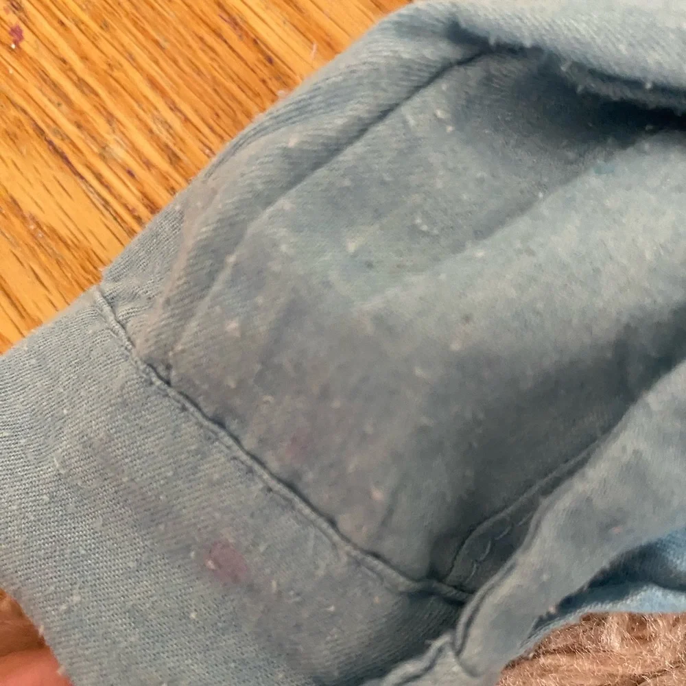 DONATING 5/15/25|⭐️HP⭐️I THINK I’M GONNA KICK IT WITH MY MOM TODAY - Picture 4 of 6